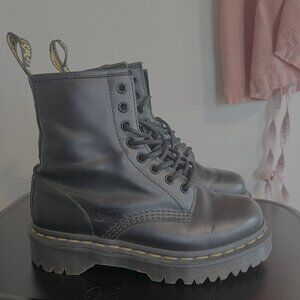 Doc. Marten - 1460 Bex Smooth Leather Lace Up Boots in Black